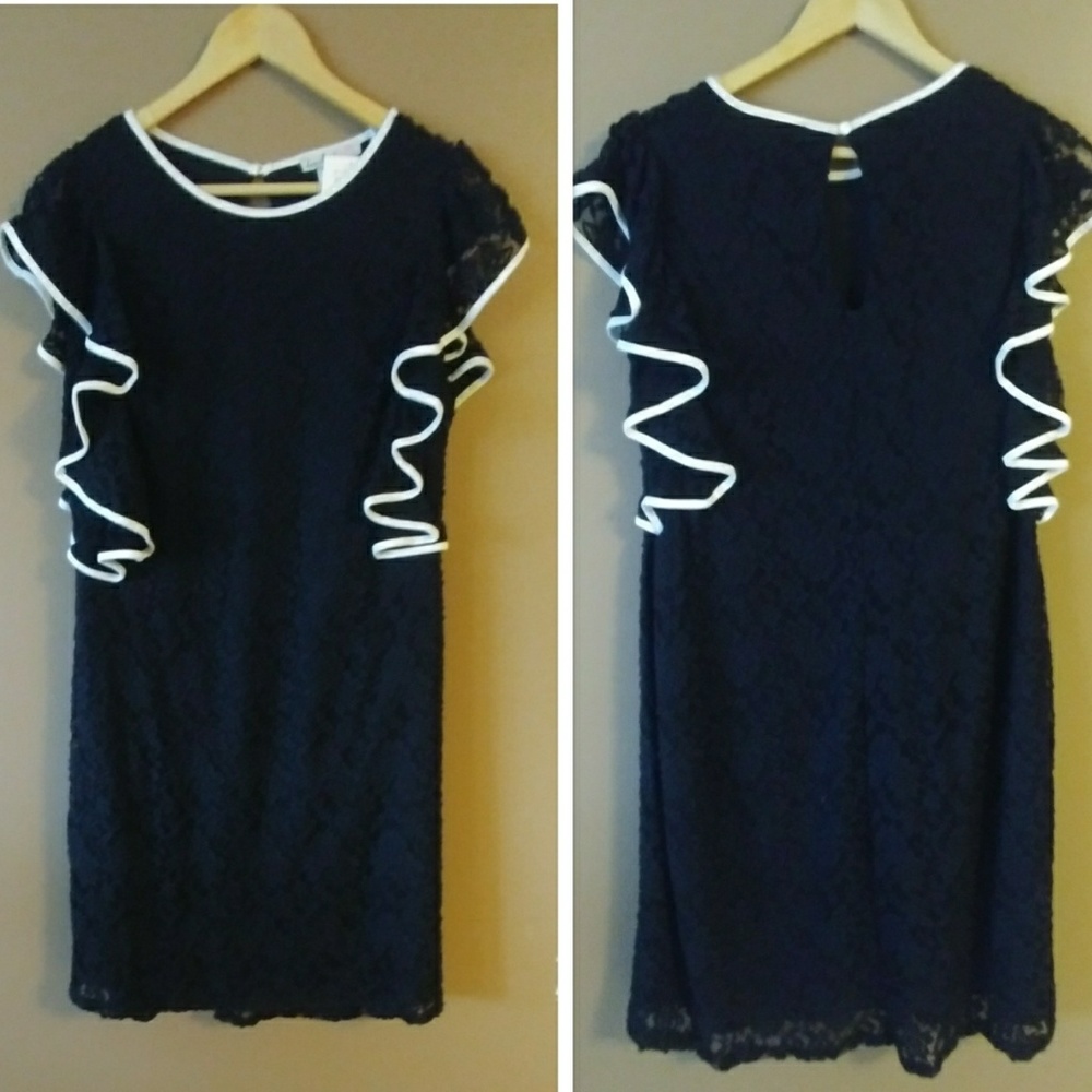 🆕➕ Love Squared 💜 Lace Dress